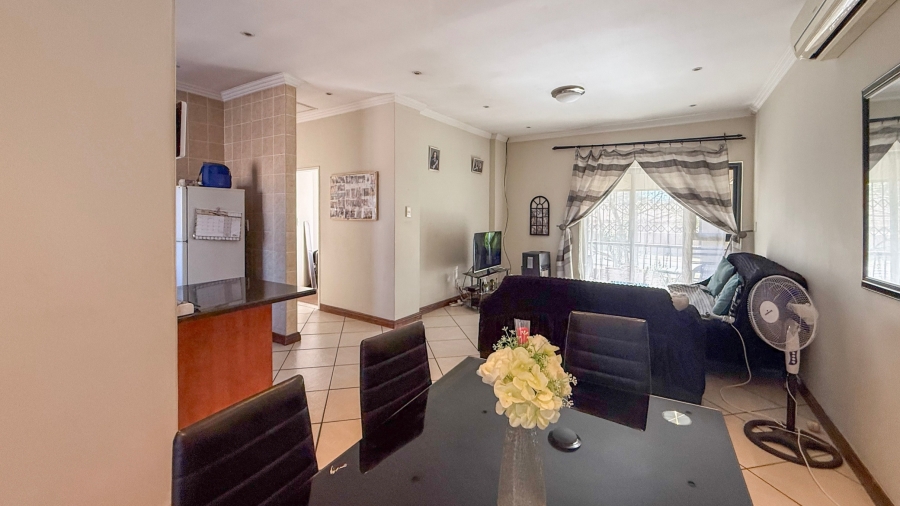 To Let 2 Bedroom Property for Rent in Melodie North West